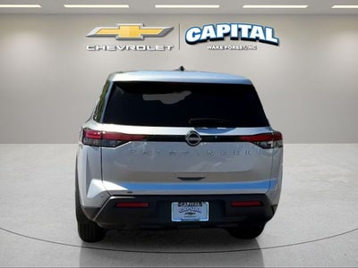 2025 Nissan Pathfinder S