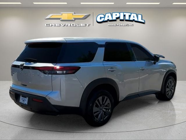 2025 Nissan Pathfinder S