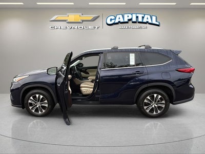 2020 Toyota Highlander XLE