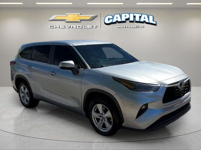 2023 Toyota Highlander LE