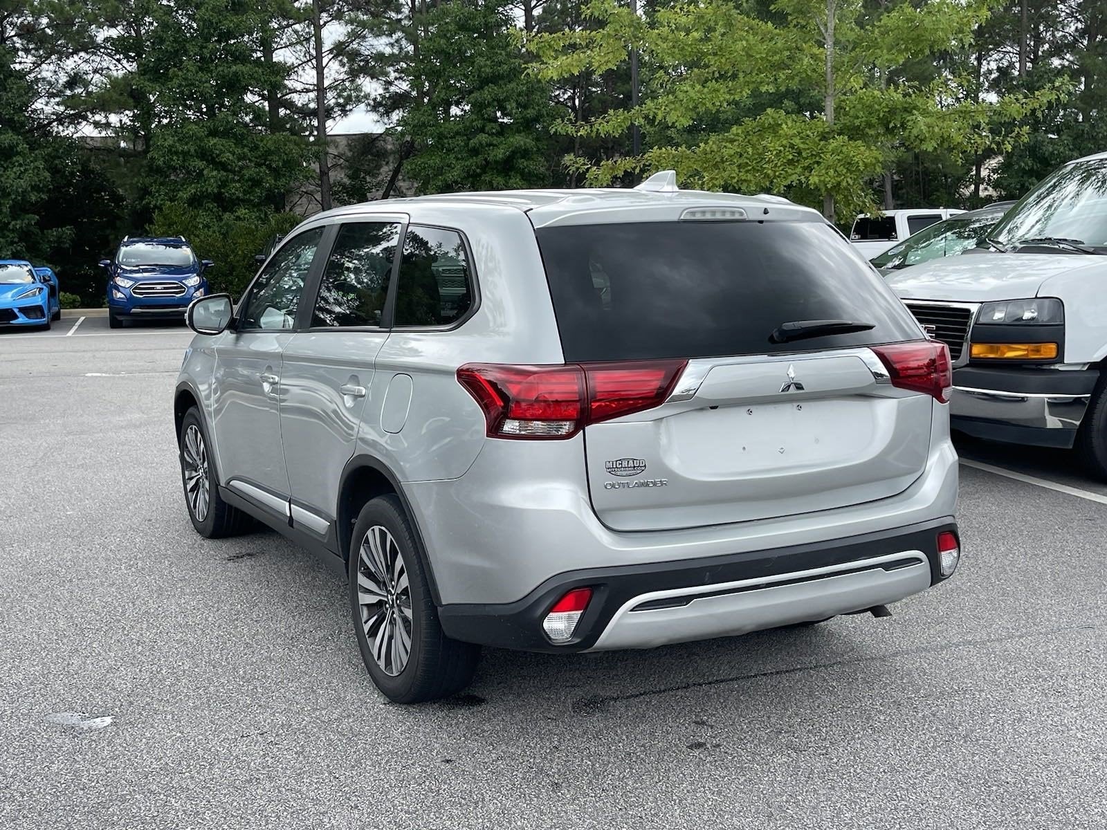 2020 Mitsubishi Outlander ES