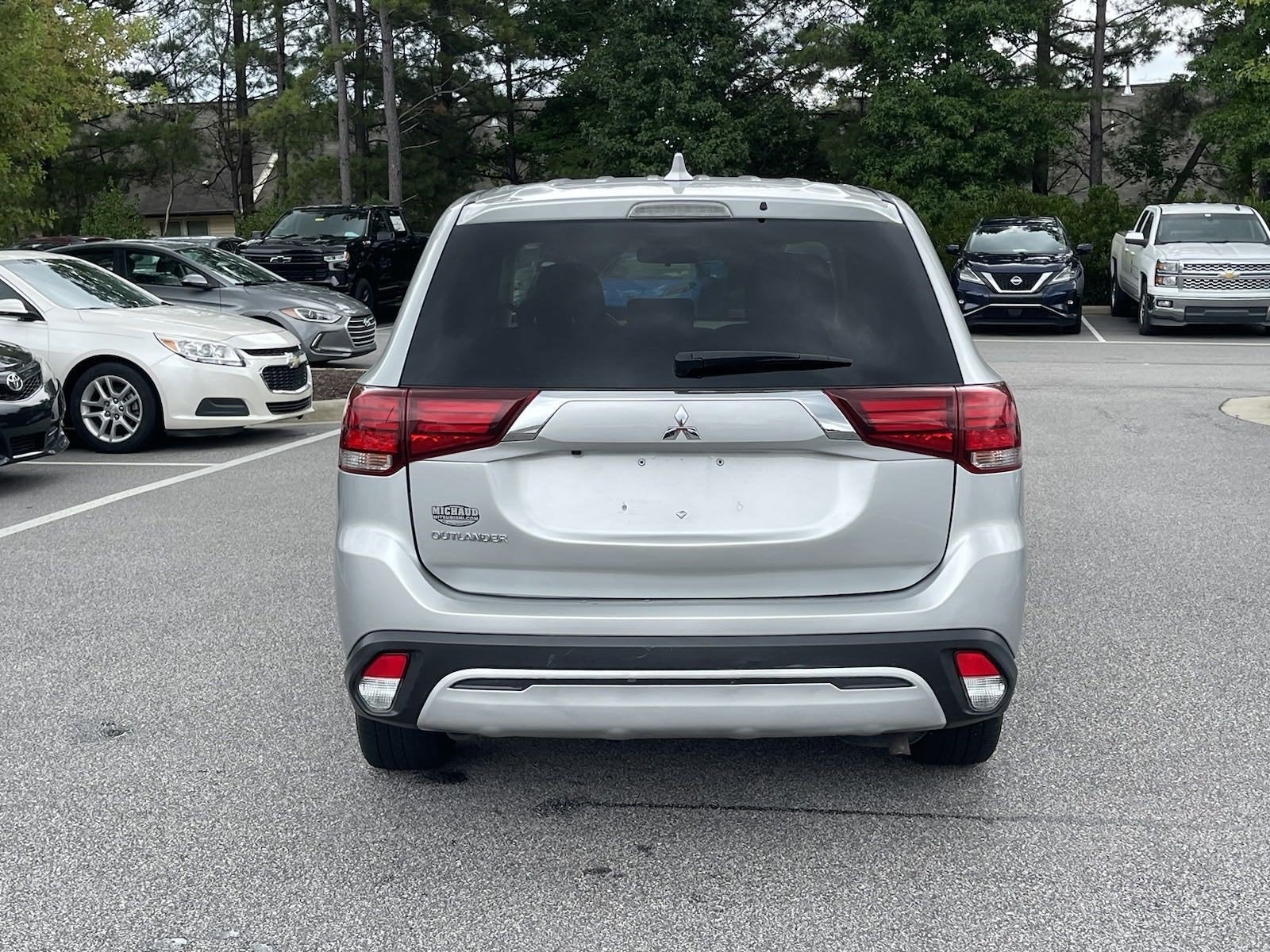 2020 Mitsubishi Outlander ES