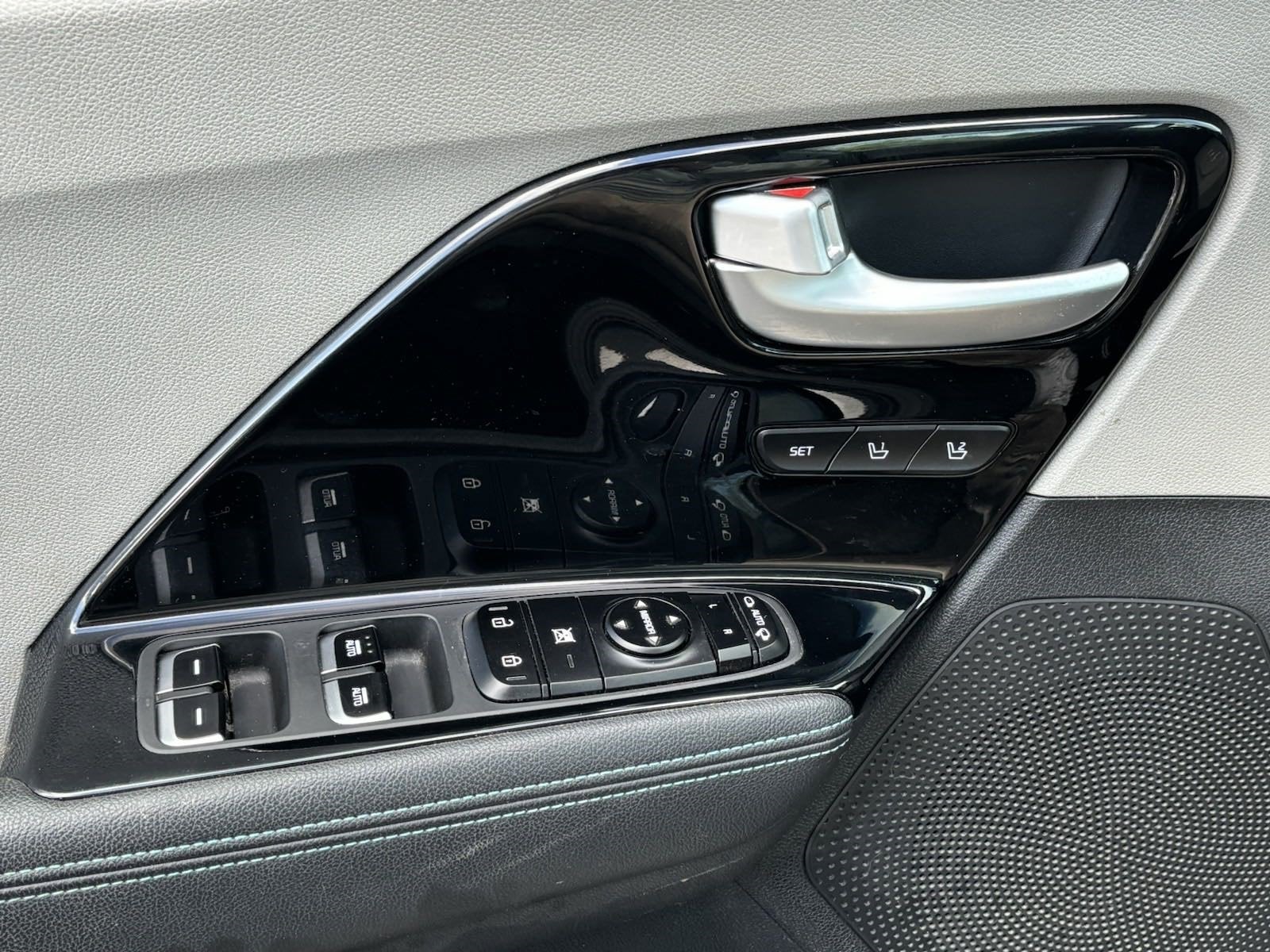 2019 Kia Niro Plug-In Hybrid EX Premium