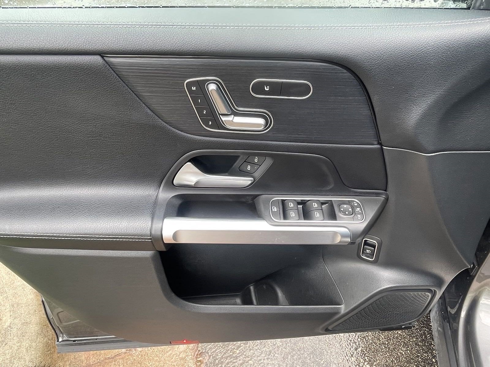 2023 Mercedes-Benz GLB GLB 250