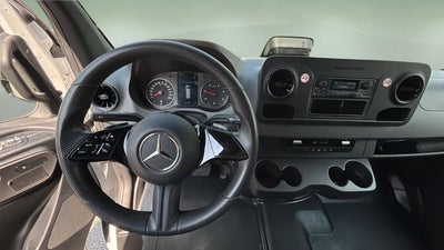 2025 Mercedes-Benz Sprinter 2500 Cargo 144 WB