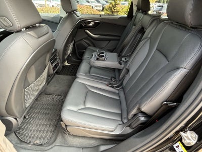 2023 Audi Q7 Premium Plus