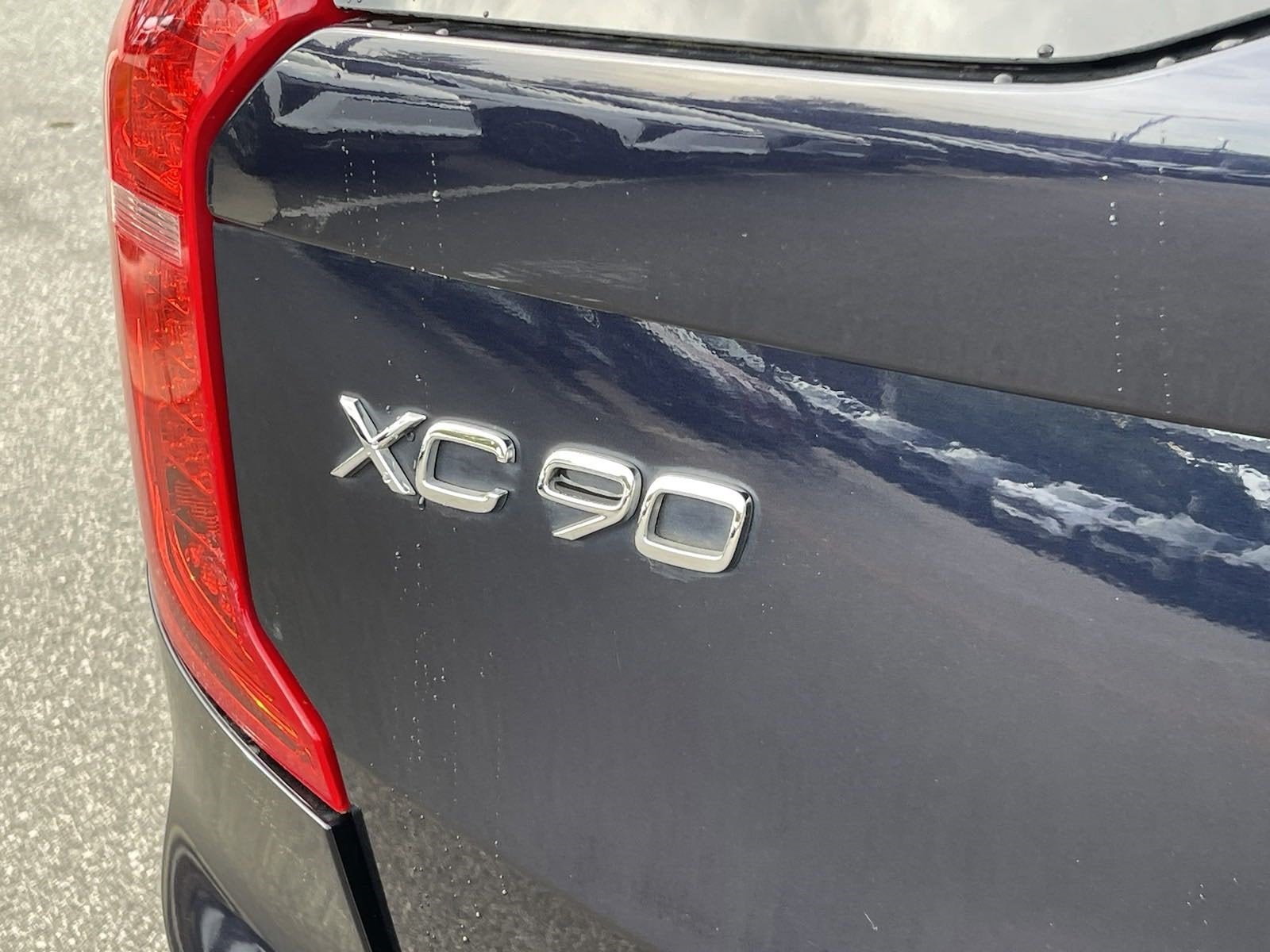 2017 Volvo XC90 Momentum