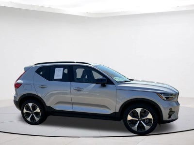 2024 Volvo XC40 B5 Core