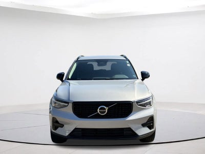 2024 Volvo XC40 B5 Core