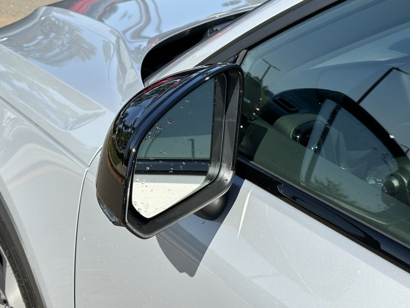 2024 Volvo XC40 B5 Core