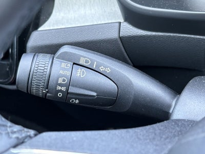 2024 Volvo XC40 B5 Core