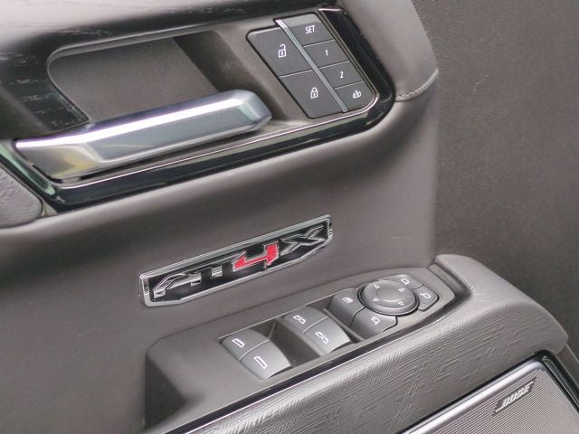 2024 GMC Sierra 1500 AT4X