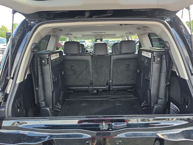 2017 Toyota Land Cruiser Base
