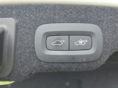 2018 Volvo S90 Hybrid T8 Inscription
