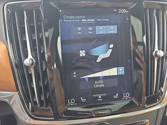 2018 Volvo S90 Hybrid T8 Inscription