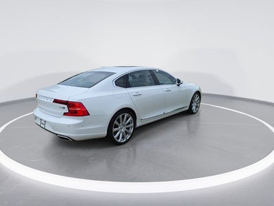 2018 Volvo S90 Hybrid T8 Inscription