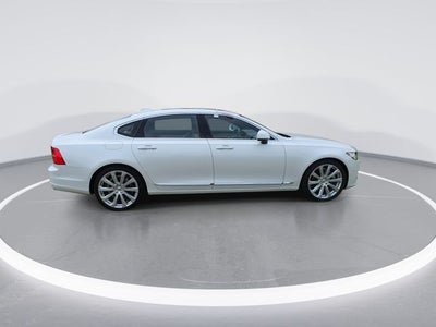 2018 Volvo S90 Hybrid T8 Inscription