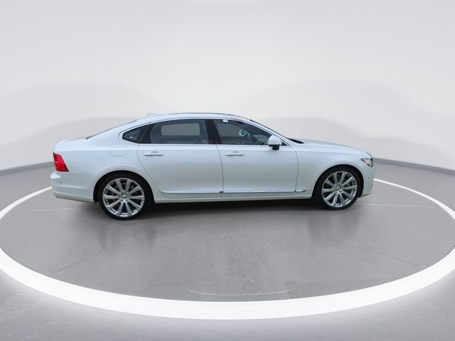 2018 Volvo S90 Hybrid T8 Inscription