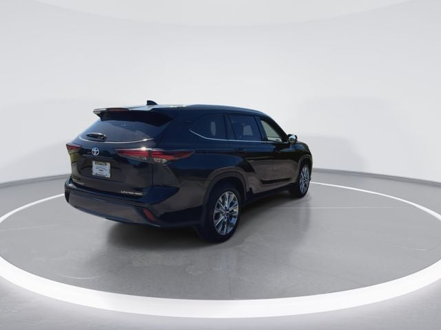 2026 Toyota Highlander Limited