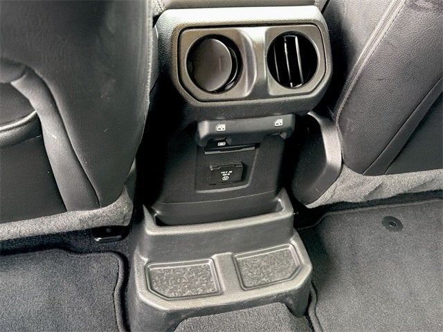 2022 Jeep Wrangler Unlimited Sahara Altitude 1 TOUCH POWER TOP