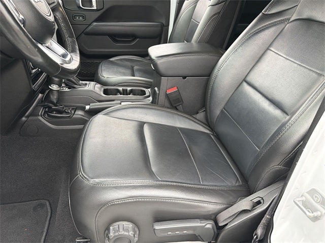 2022 Jeep Wrangler Unlimited Sahara Altitude 1 TOUCH POWER TOP