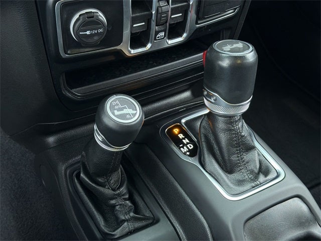 2022 Jeep Wrangler Unlimited Sahara Altitude 1 TOUCH POWER TOP
