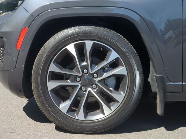2022 Jeep Grand Cherokee Overland