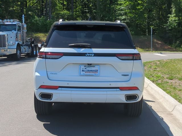 2022 Jeep Grand Cherokee Summit Reserve