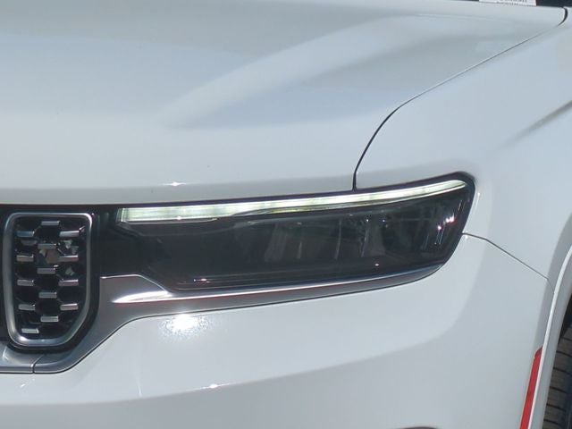 2022 Jeep Grand Cherokee Summit Reserve