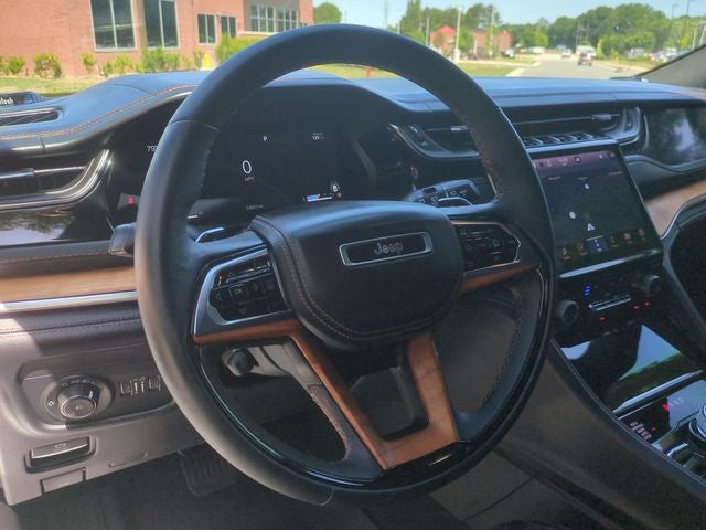 2022 Jeep Grand Cherokee Summit Reserve