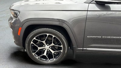 2022 Jeep Grand Cherokee Summit