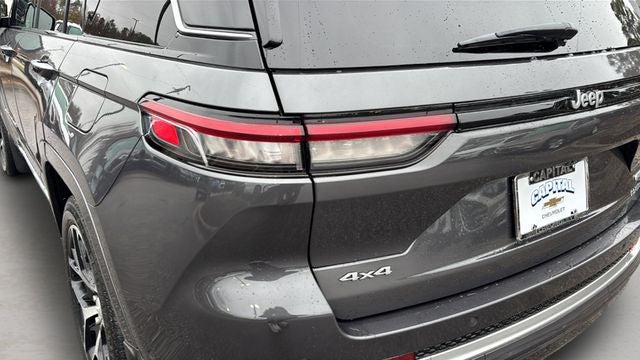 2022 Jeep Grand Cherokee Summit