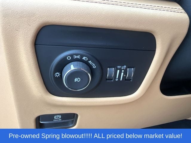 2022 Jeep Grand Cherokee Summit Reserve