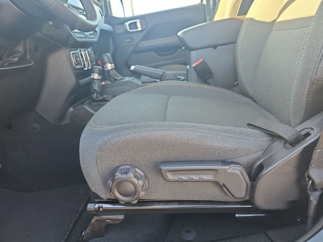 2024 Jeep Wrangler Sahara 4xe