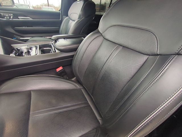 2024 Jeep Grand Wagoneer Series II