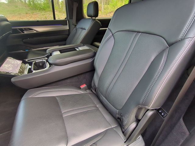 2023 Jeep Grand Wagoneer Series II