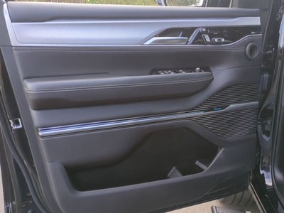 2023 Jeep Grand Wagoneer Series II