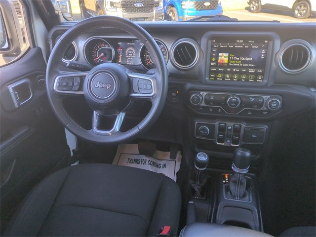 2023 Jeep Gladiator Overland