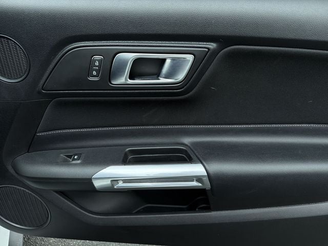 2021 Ford Mustang EcoBoost