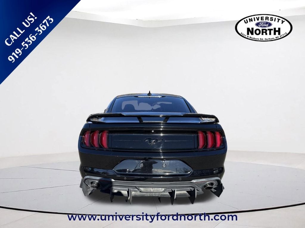 2022 Ford Mustang EcoBoost