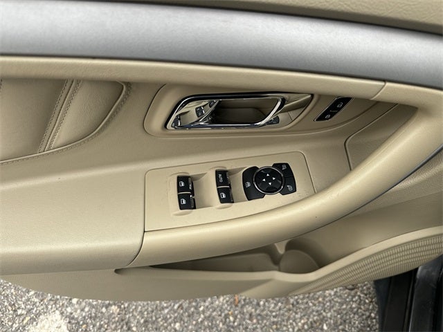 2018 Ford Taurus SEL