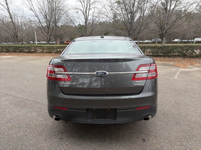 2018 Ford Taurus SEL