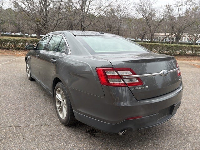 2018 Ford Taurus SEL