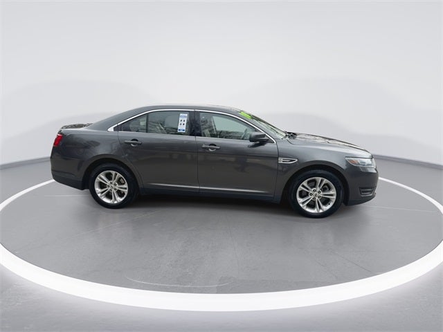 2018 Ford Taurus SEL