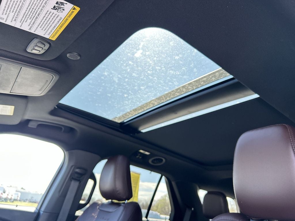 2023 Ford Explorer Platinum