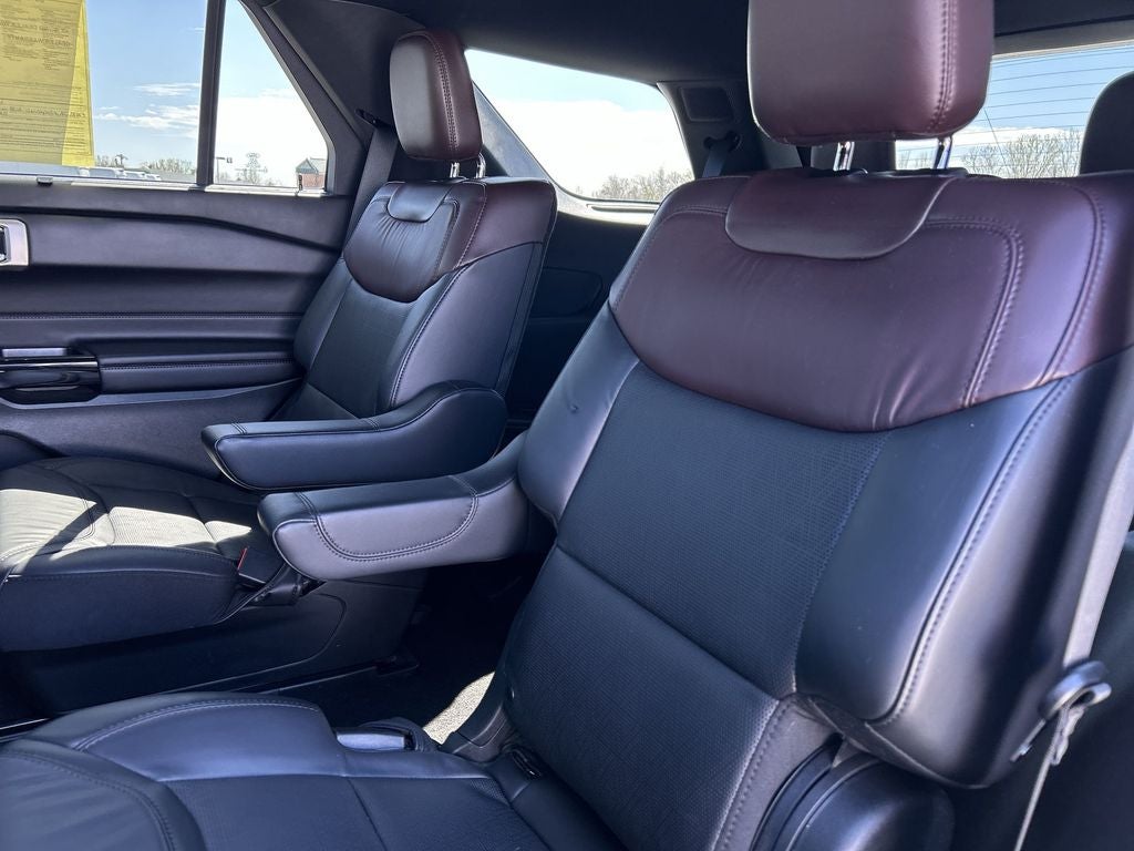 2023 Ford Explorer Platinum