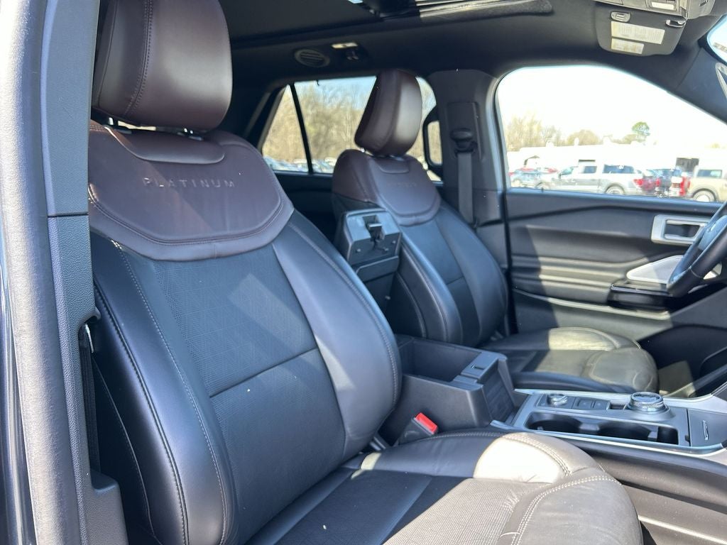 2023 Ford Explorer Platinum