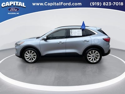 2022 Ford Escape Hybrid Titanium