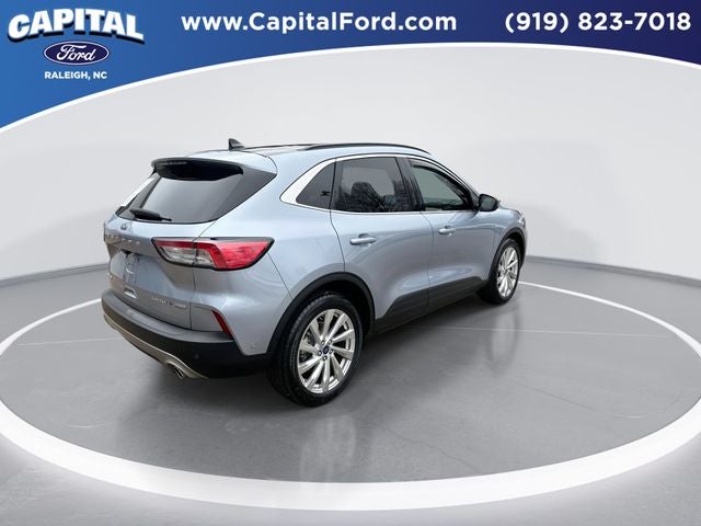 2022 Ford Escape Hybrid Titanium