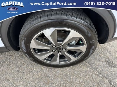 2025 Ford Escape Hybrid Platinum